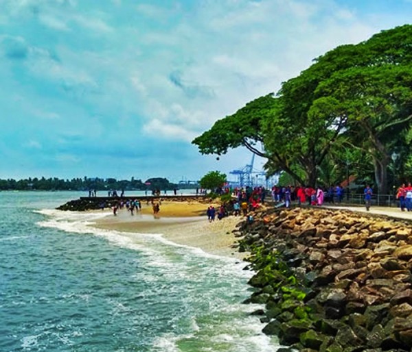 Alleppey Houseboat | Cochin | Munnar