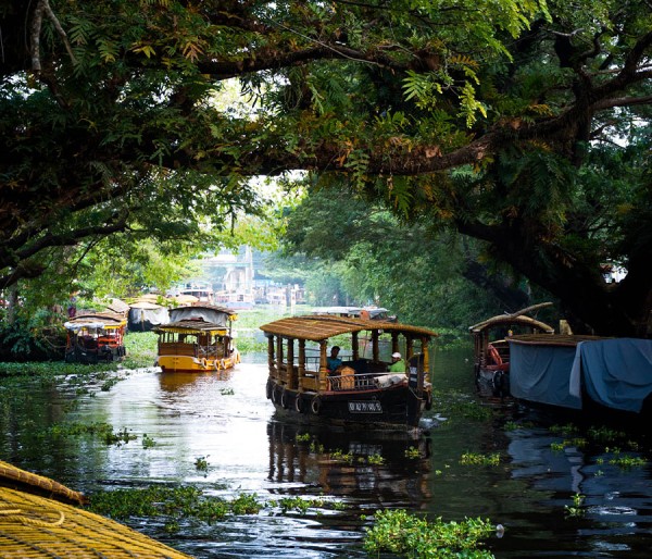Alleppey Houseboat | Kanyakumari | Kovalam | Trivandrum