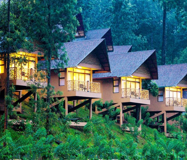 Alleppey Houseboat | Athirapilly Vazhachal | Cochin | Munnar | Thekkady
