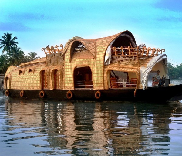 Alleppey Houseboat | Kovalam | Munnar | Thekkady