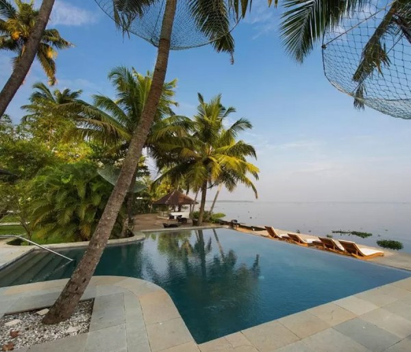 Alleppey Houseboat | Alleppey Resort | Kanyakumari | Munnar | Varkala
